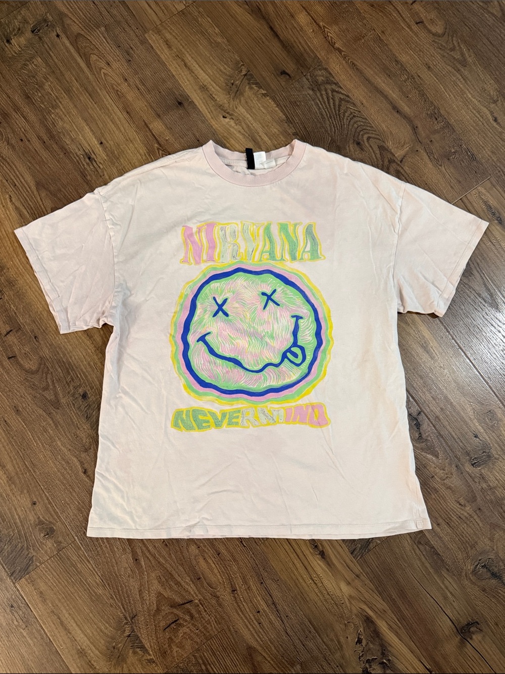 H&M Divided Nirvana Nevermind Smiley Graphic Band Tee pale pink - Mens small